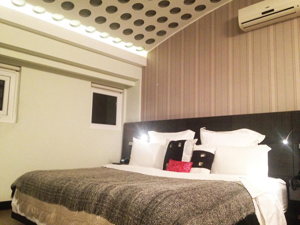 Casa Gaitan Cortes Hotel Богота Екстер'єр фото